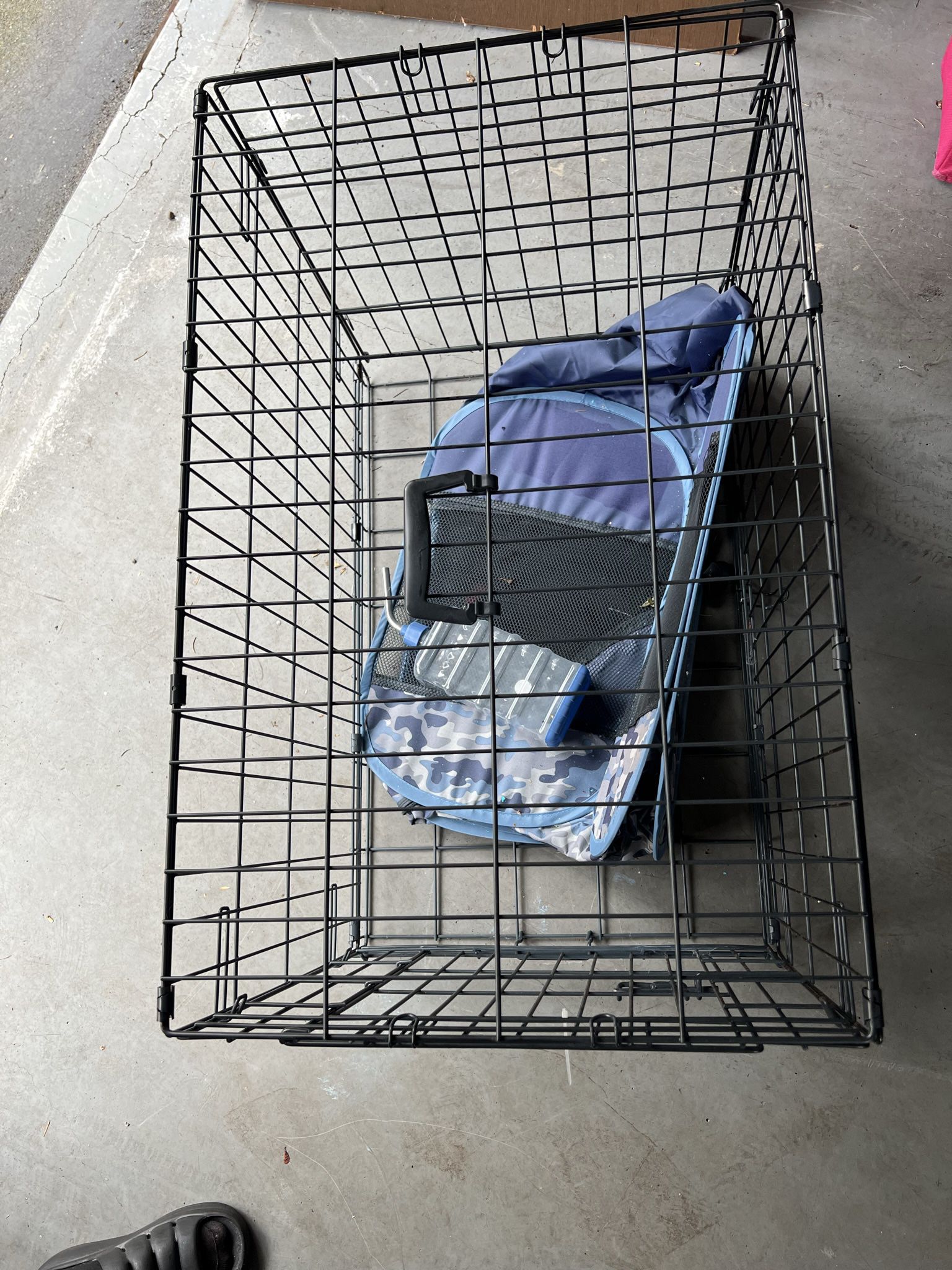 Dog Crate & Dog play Pen
