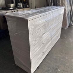 NEW 8 DRAWER DRESSER/ ASSEMBLED