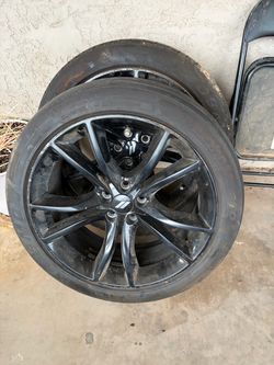 4 RIMS Original rims to dodge challenger