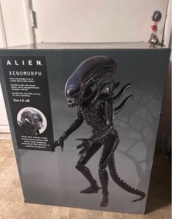 Spirit Halloween Alien Xenomorph