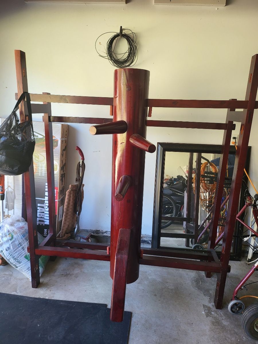 Wooden Dummy