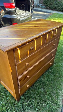 Dresser in Bridgeport/fairdfielld ct