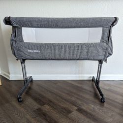 Mika sale micky bassinet