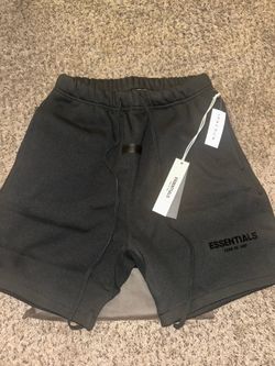 Essential shorts SMALL