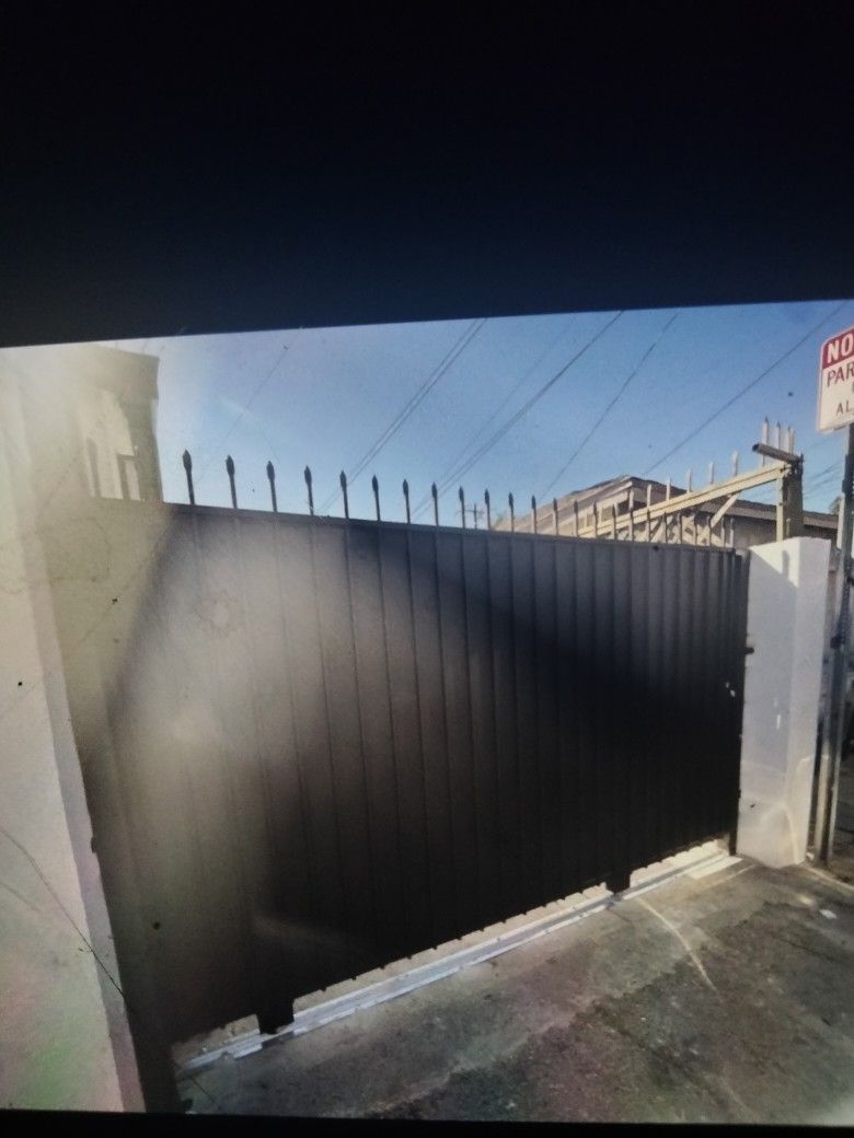 Slide Gates