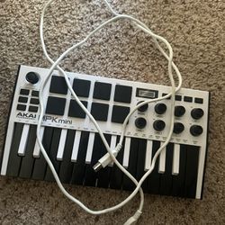 Mini MPK3 Keyboard 