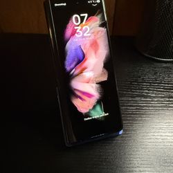Samsung Z Fold 3 