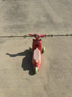Red Tricycle
