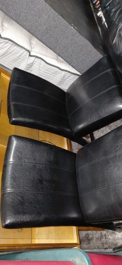 High top table and chairs