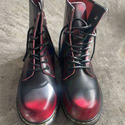 Red & Black Gradient Combat Boots – Doc Martens Style, Classic Yellow Stitching
