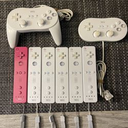 Nintendo Wii Remotes/ Controllers 