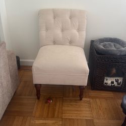 Accent Chair 