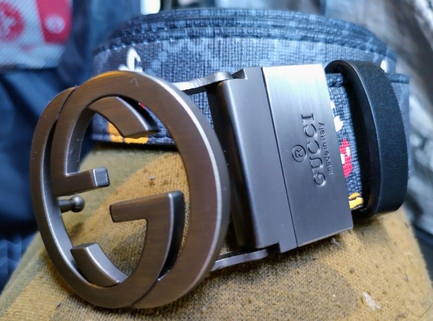Authentic Men's Mickey Mouse Gucci Belt