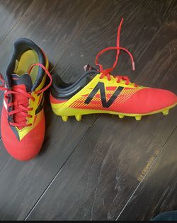 Kids Cleats Size 12,5 Like New!!! $5