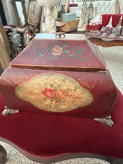 Vintage Trinket/Jewelry Box $30 OBO