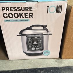 Tomo Pressure Cooker New In Box