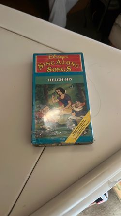 Disney's Sing Along Songs Heigh-Ho VHS
