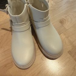 Kids Boots - Size 12