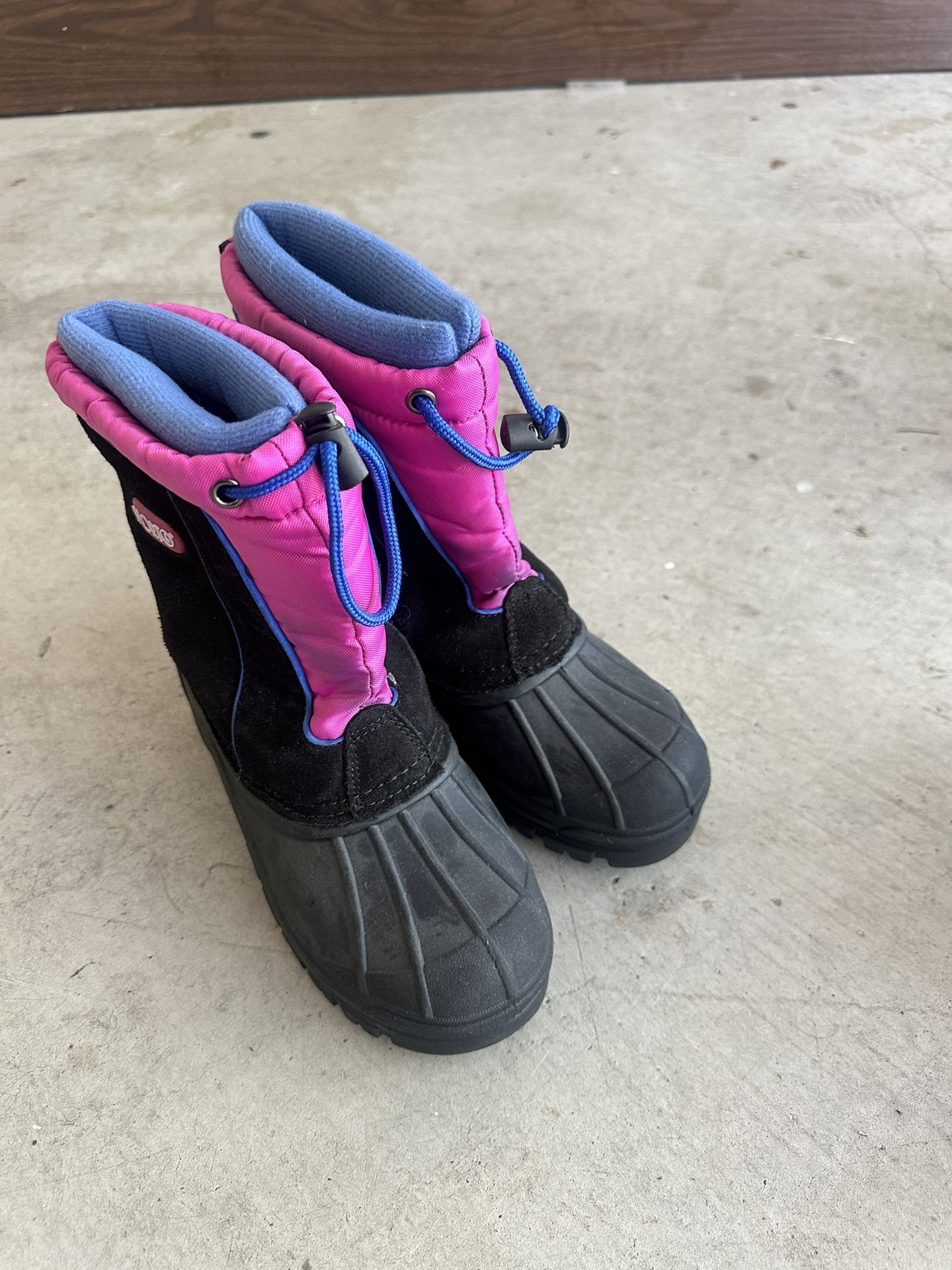 Snow Boots Kids Size 3