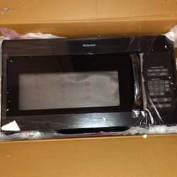Hotpoint Microwave 