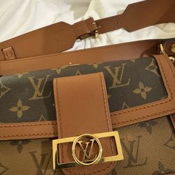 Post Edit - 1 Authentic Louis Vuitton Purses
