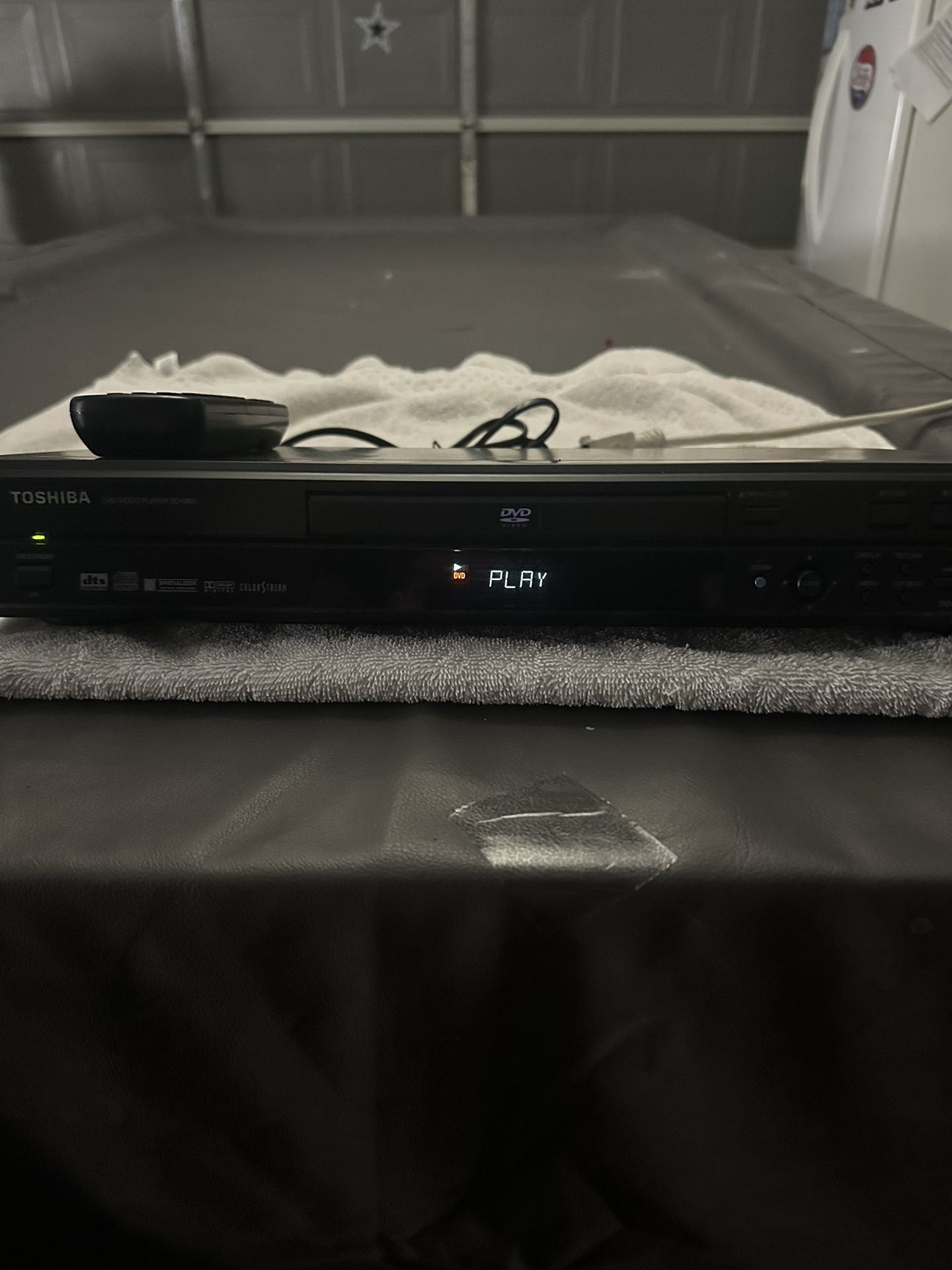 Toshiba Dvd Player Comes With Remote. Everything Tested 