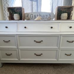 9 Drawer Mahogany Dresser