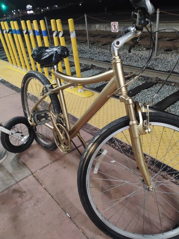 Nice Bike Runs Smooth Gears Work