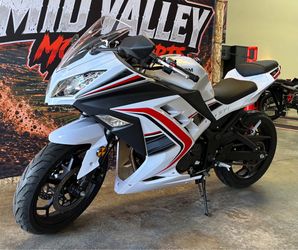 Boom Bd-250 Motorcycle