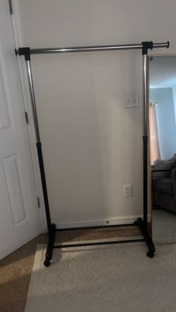 Clothing rack