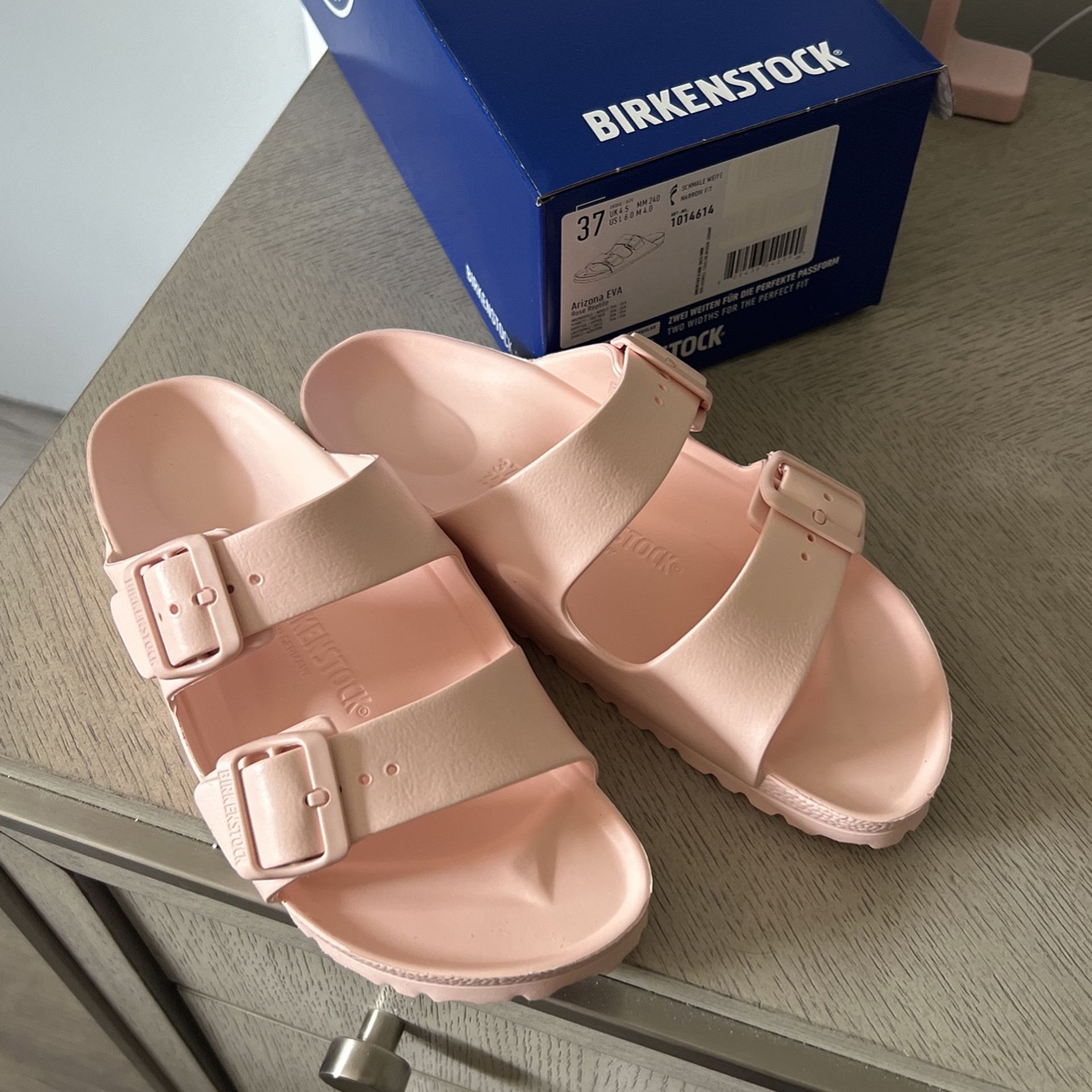 Brand New Birkenstocks Sandals
