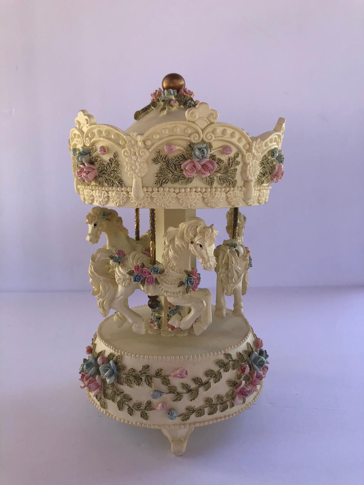 1999 vintage limited edition design carousel