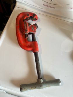 Rigid 42A four wheel pipe cutter