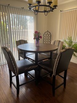 Dining Table 42”
