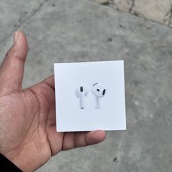 Apple AirPods Gen 4