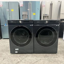 Samsung Bespoke 5.3 cuft Extra large front load washer and gas dryer in Navy Blue