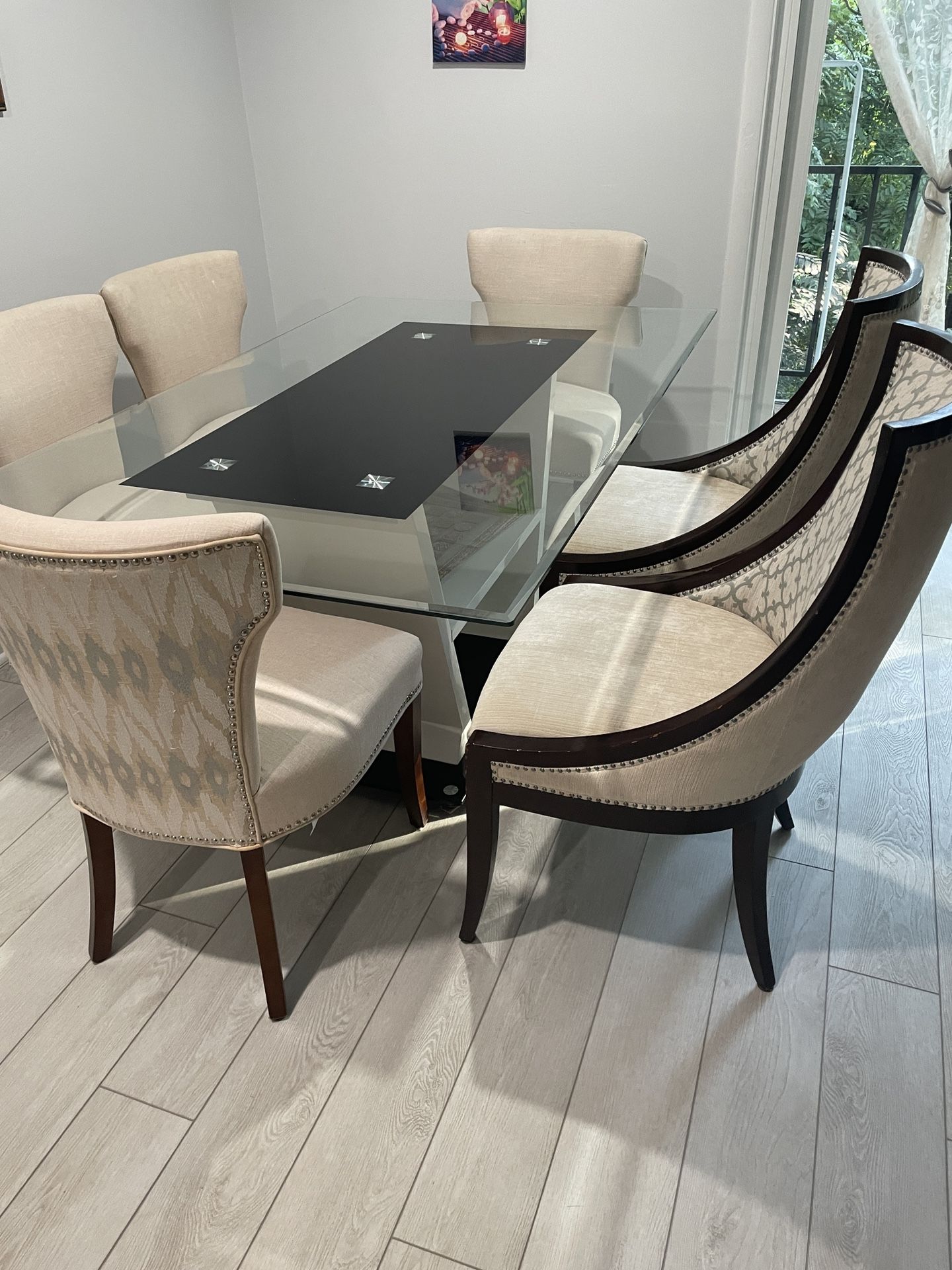 Dinner Table 