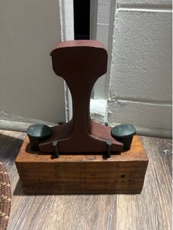 LAMP X RAILROAD DOOR STOPPER