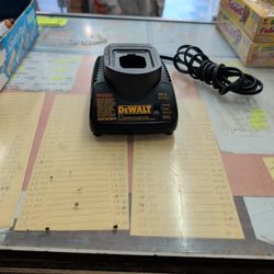 DeWalt Charger 7.2v -14.4v