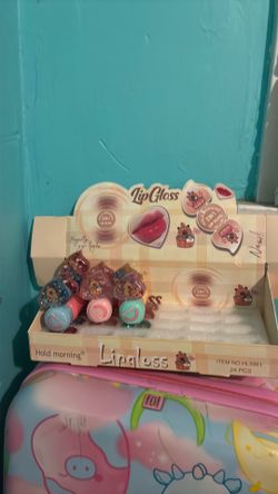 Tinted capybara lip gloss