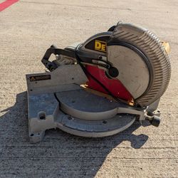DEWALT DW705 12” Compound Miter Saw