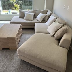 Room & Board Hayes Sectional + Crate & Barrel Mats – $1,200 OBO (Pickup in Newcastle)