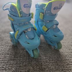 Kids Rollerblades Adjustable Size 10-12.5 Extra Stable With Light Up Wheels