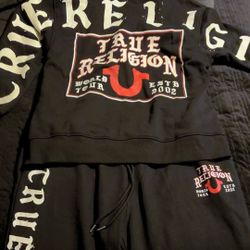 True Religion Sweatsuit (OVERSIZED XL)$100