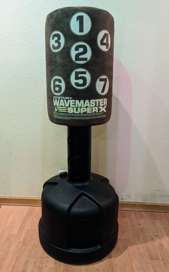 Century wave master super x stand alone kicking & punching bag