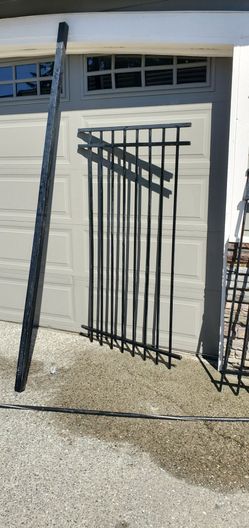 Aluminum fence
