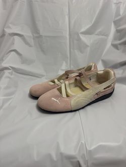 PUMA Women’s Ballet Flats Mary Jane Pink Suede Ortholite Shoes Size 7.5