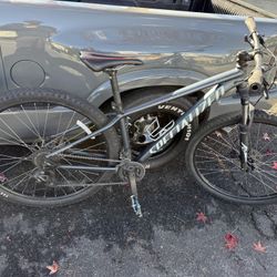 2021 Specialized Rockhopper Men’s Medium 