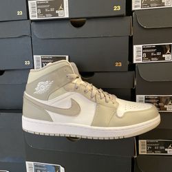 Jordan 1 Mid Linen