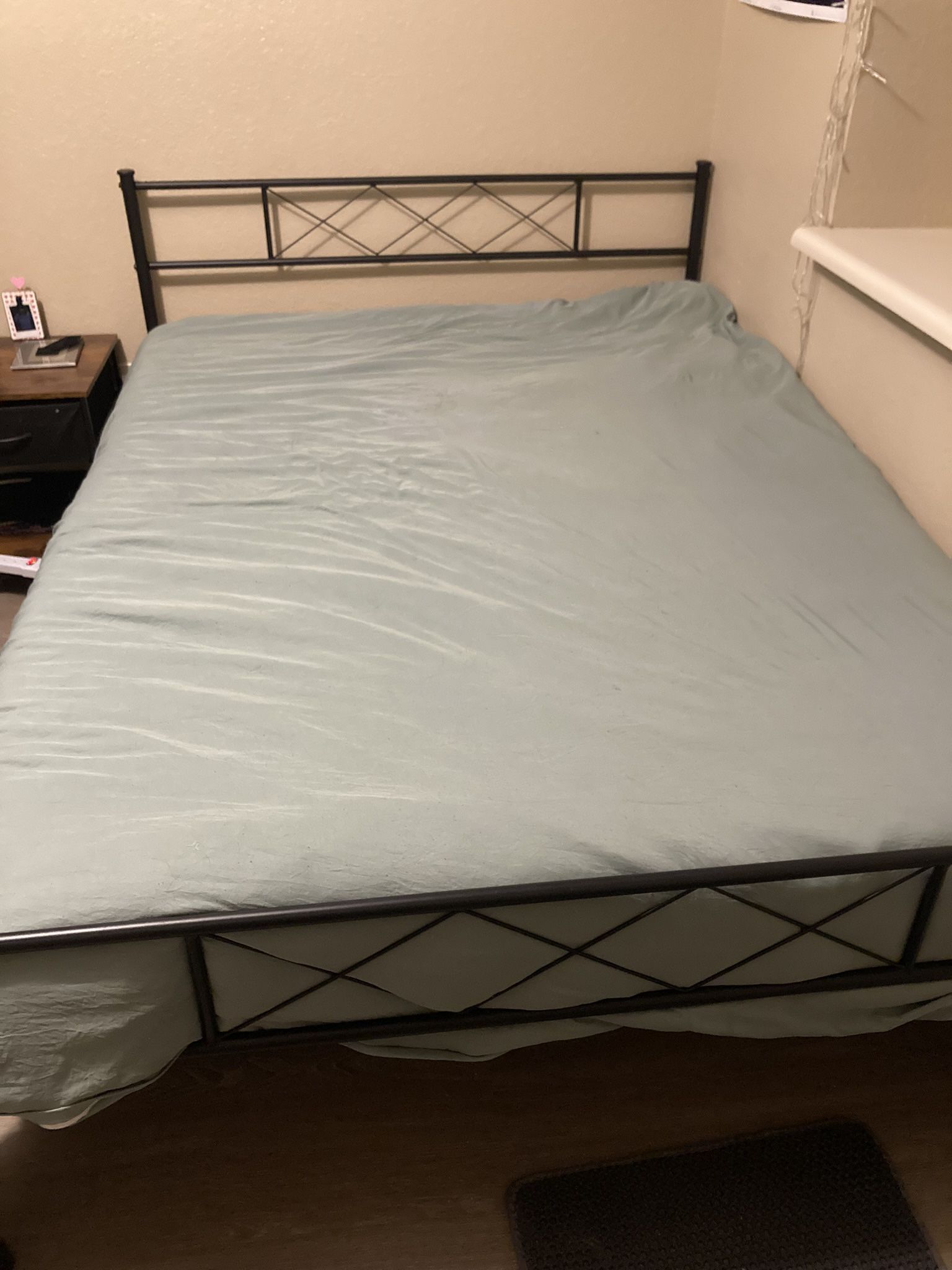 Full/Queen Black Metal Bed Frame
